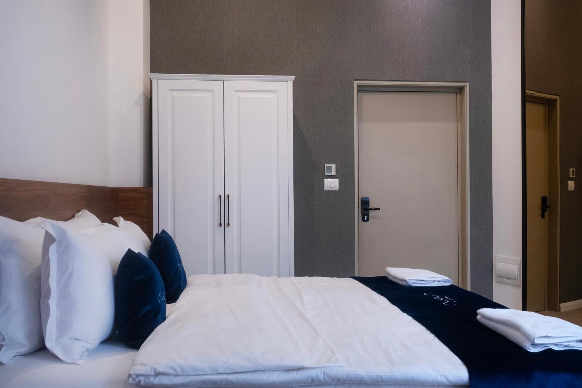 Nam Hotel Πρίζρεν Εξωτερικό φωτογραφία