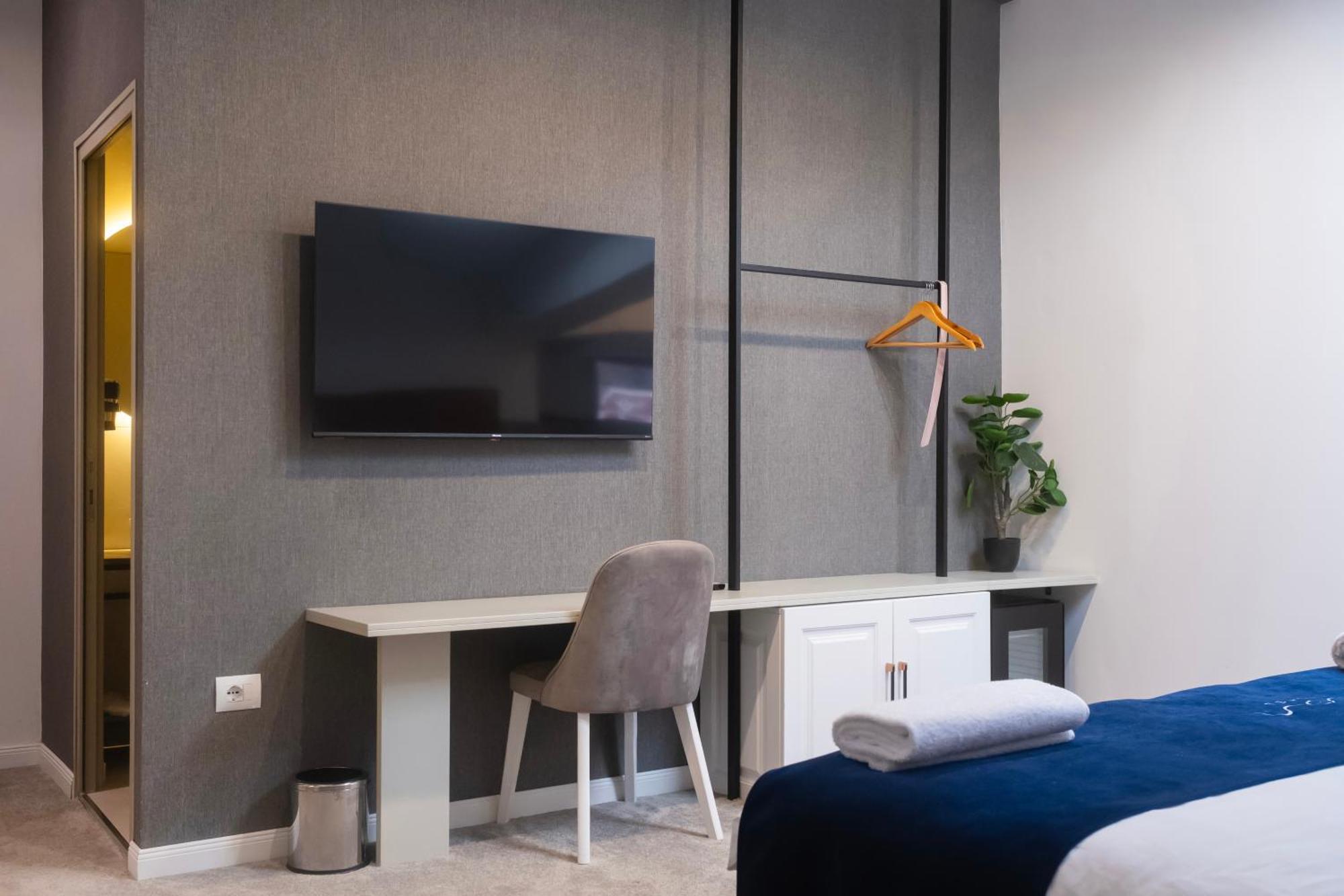 Nam Hotel Πρίζρεν Εξωτερικό φωτογραφία